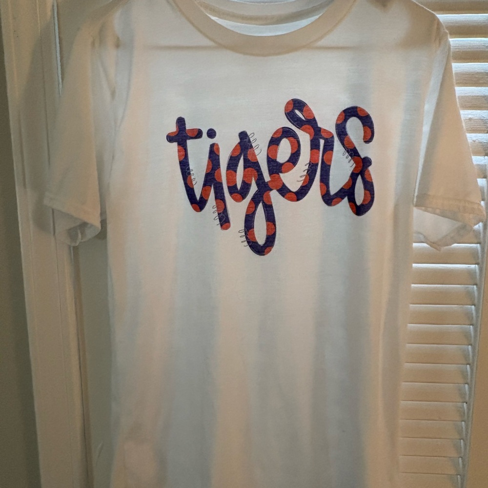 Gildan Womans White Tee with Blue and Orange Tigers